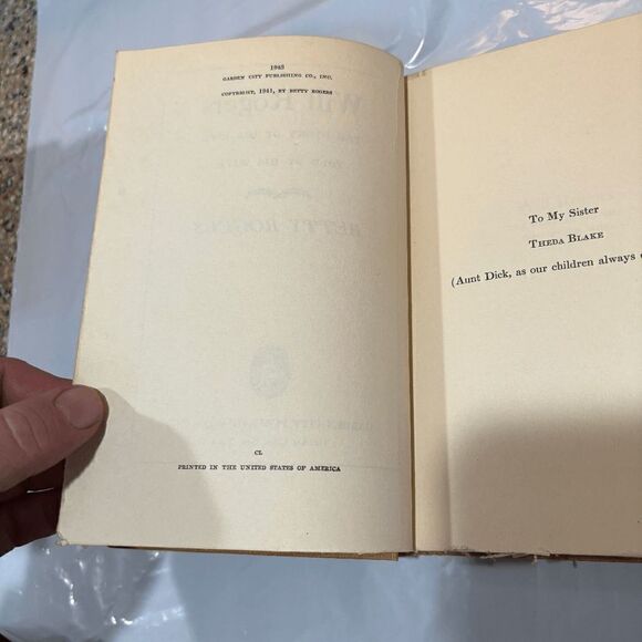 WILL ROGERS, HIS STORY AS TOLD BY HIS WIFE, 1943, BY BETTY ROGERS - Picture 7 of 13